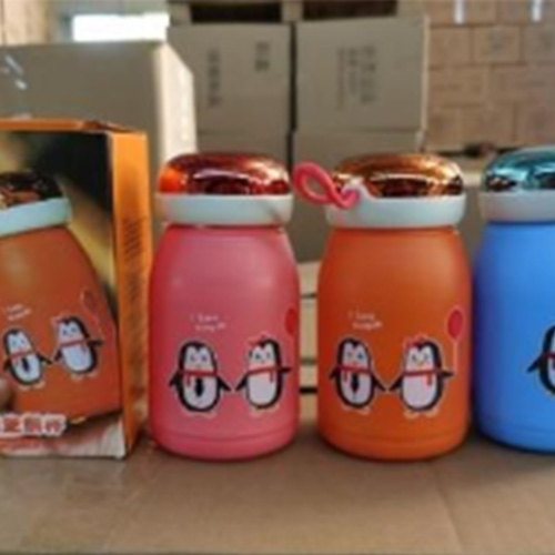 PENGUIM BOTTLE